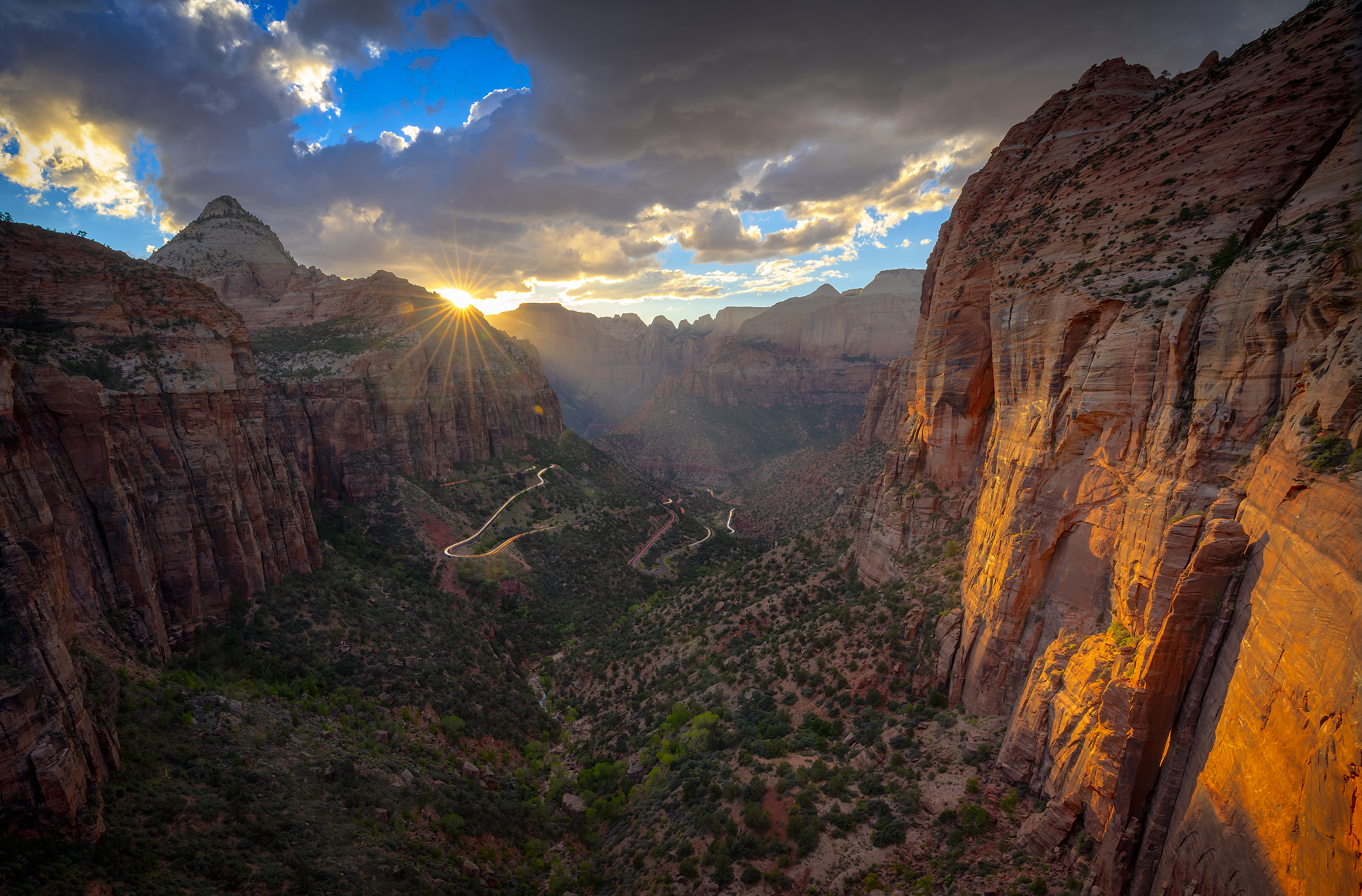 Sunset at the Overlook Trail in Zion National Park