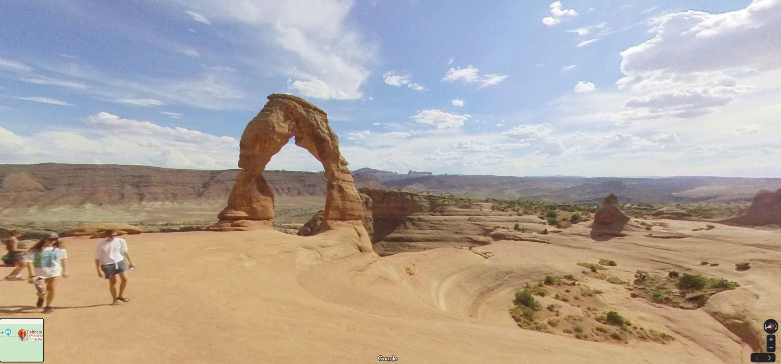 Street View of Delicate Arch area